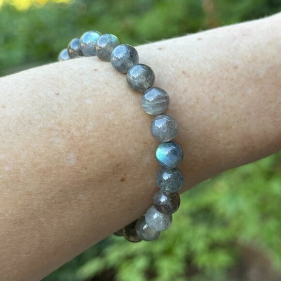 Natural Labradorite Gemstone Beaded Bracelet - Handmade 8mm Reiki Jewelry - Picture 6 of 6